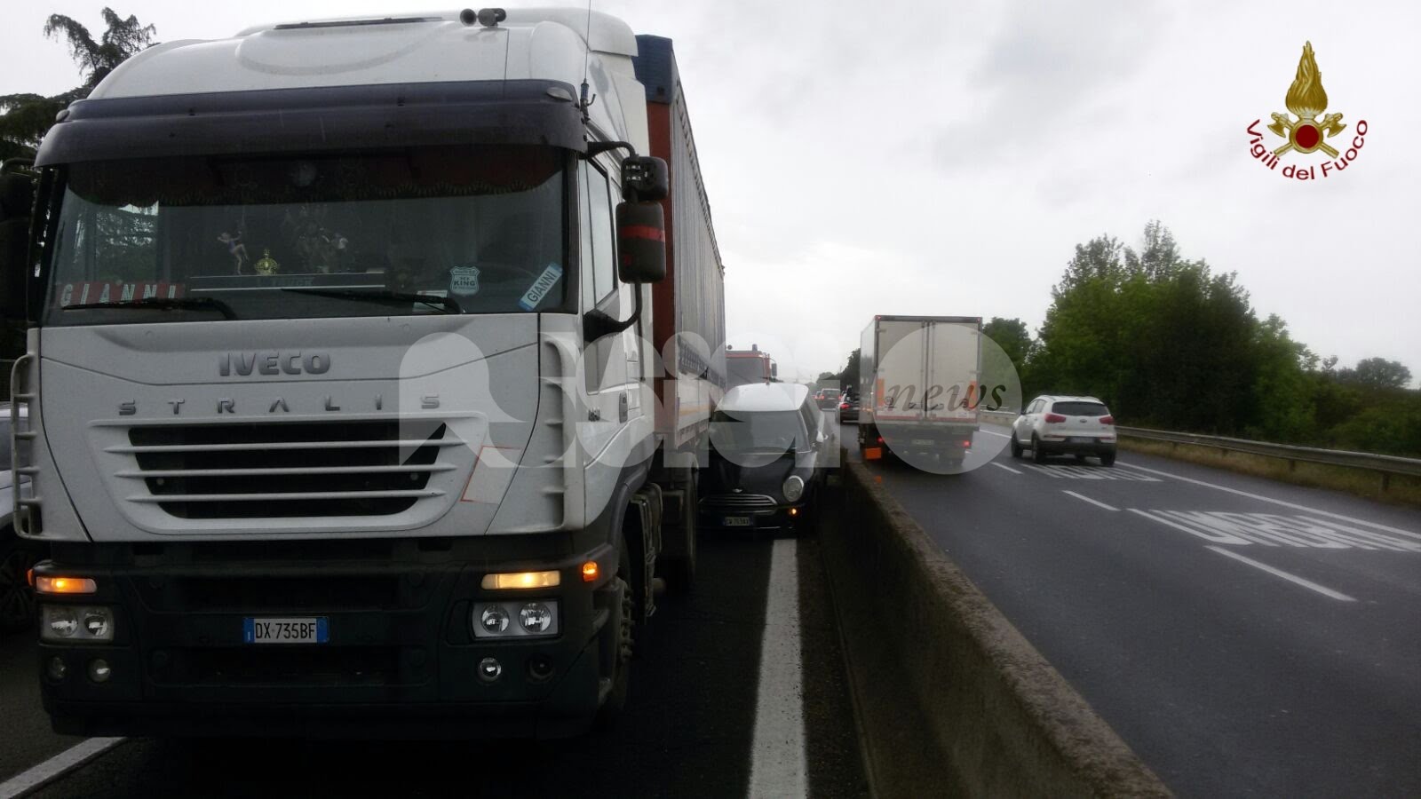 Incidente Tra Vettura E Autotreno, Paura A Bastia: Nessun Ferito ...